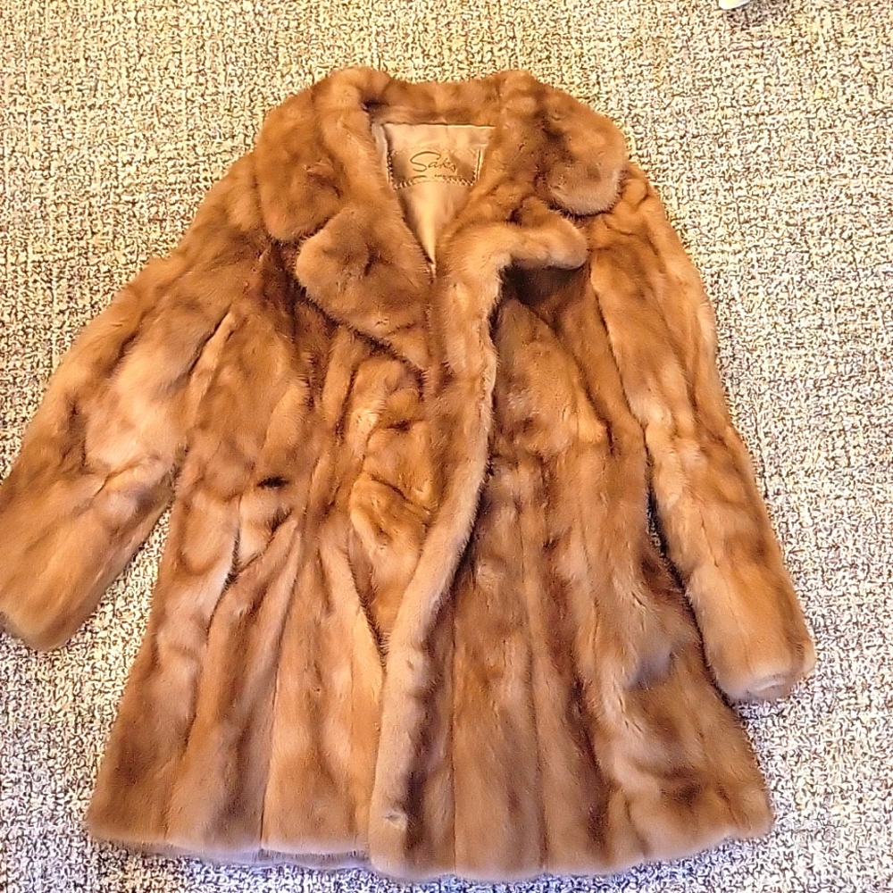 Luxury Womens Real Mink Fur jacket coat ,size Small Pettit